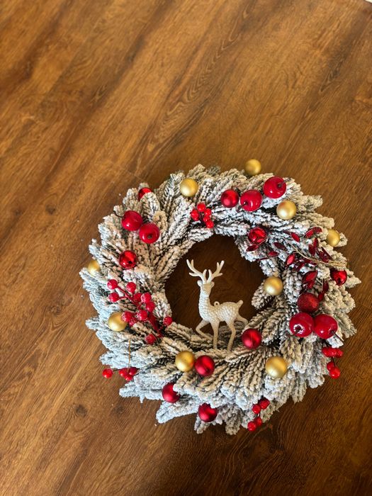 Віночок гарний новорічний