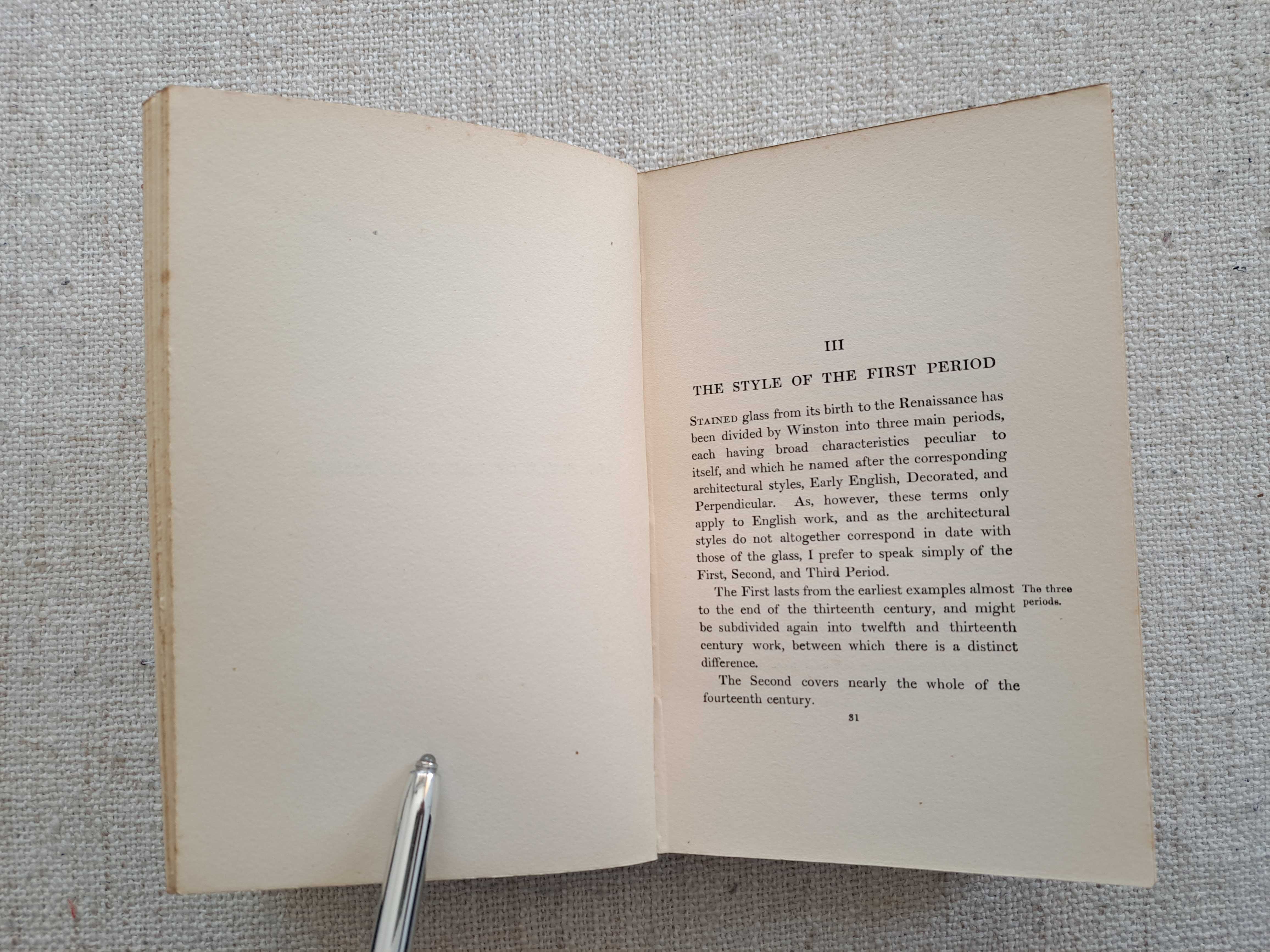 1925 rok. Witraże wieków średnich w Anglii i Francji.