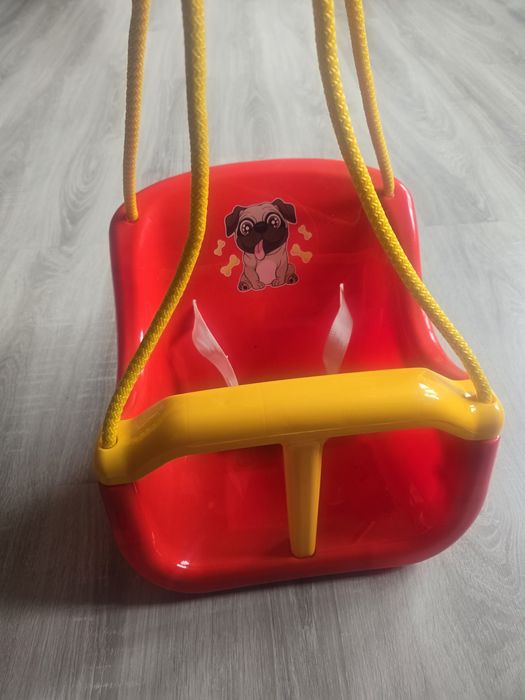 Huśtawka kubełkowa czerwona