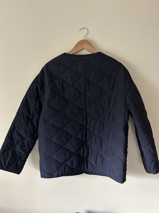 Лайнер куртка вітровка чорного кольору сезон осінь-весна