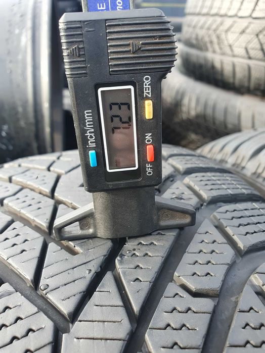 A30# Opony uzywane zimowe 235/45/18" Hankook