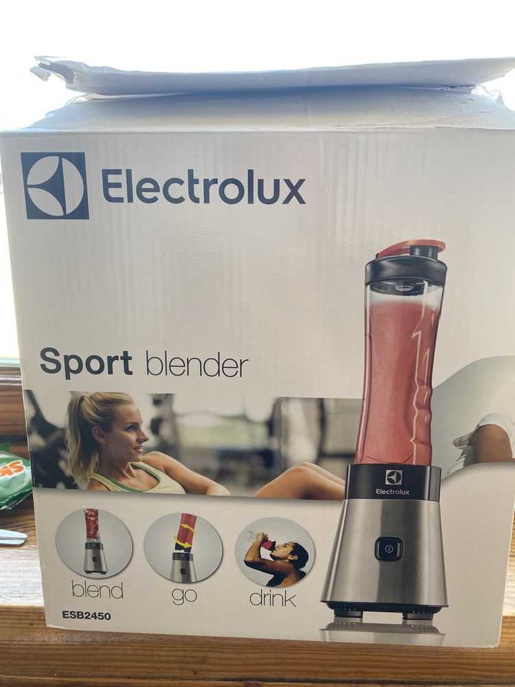 Спортблендер electrolux esb2450
