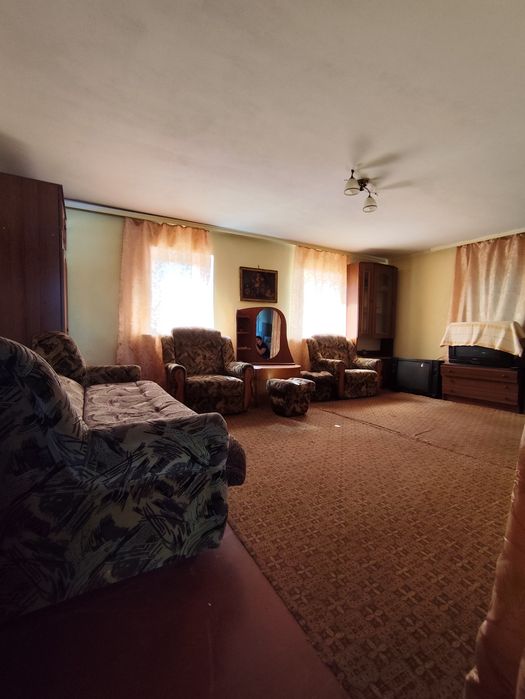 Продаж частини будинку