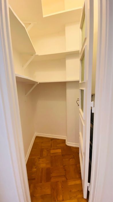 T2 Remodelado com Pátio | Muita Luz | Lapa – Entrada Imediata