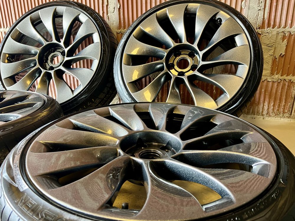 Komplet felg Tesla Y Performance Uberturbine 20” Antracyt z perłą!!
