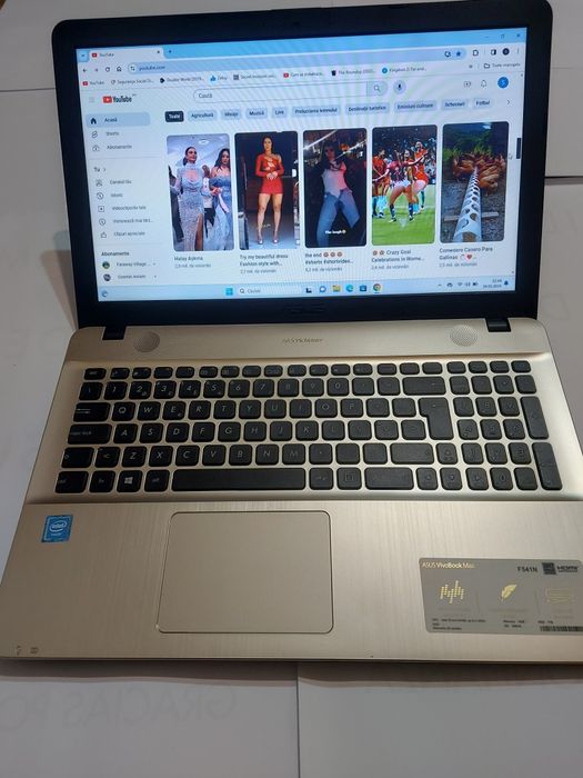 Computador portatil, ASUS Sonic Master