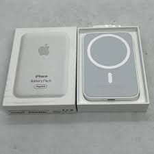 Павер банк Apple iPhone Battery Pack MagSafe