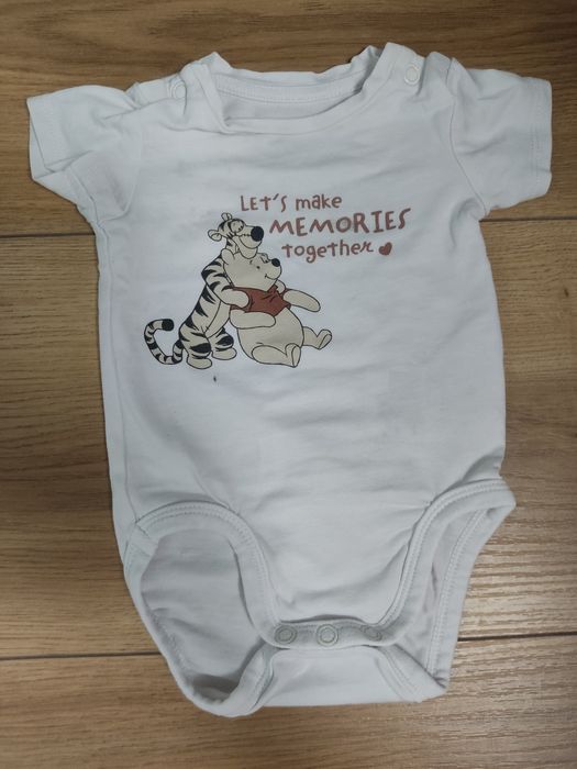 komplet body spodenki czapeczka H&M 56