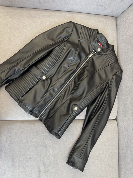 Куртка (косуха) Guess розмір S