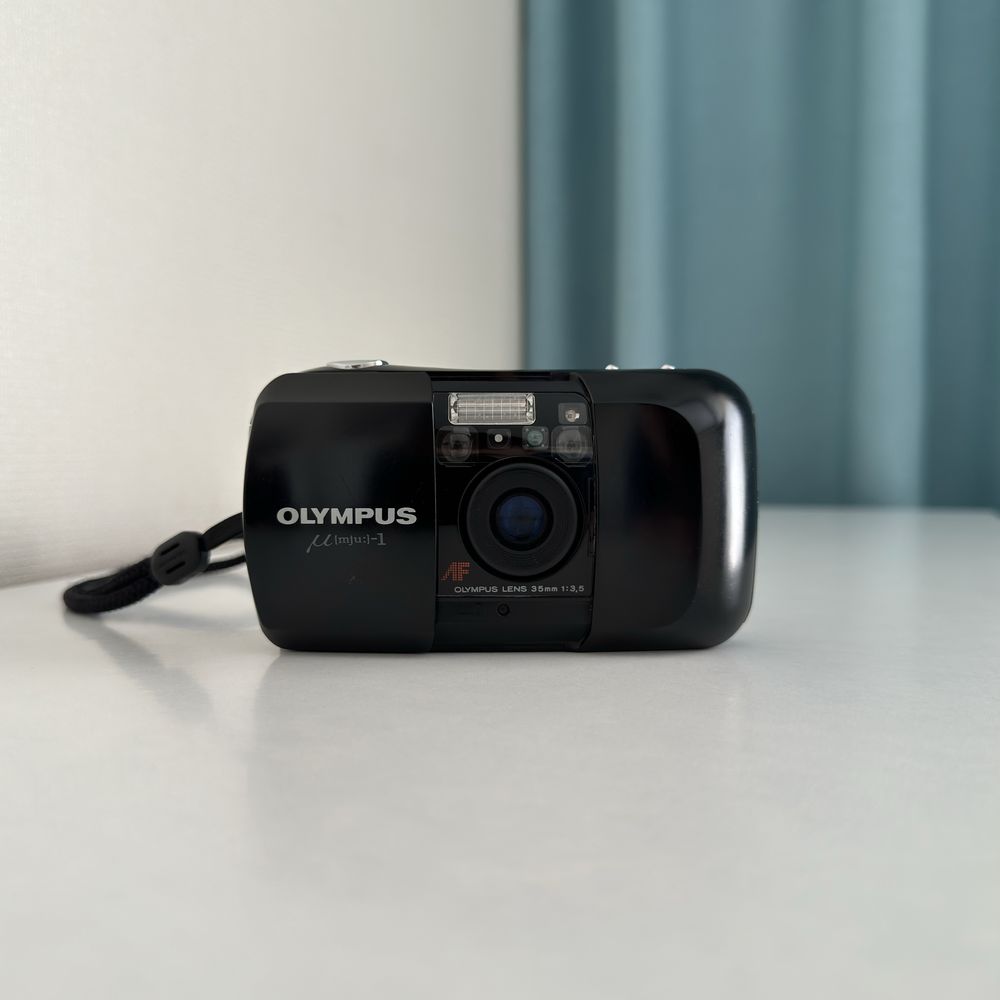 Плівковий фотоапарат Olympus mju 1