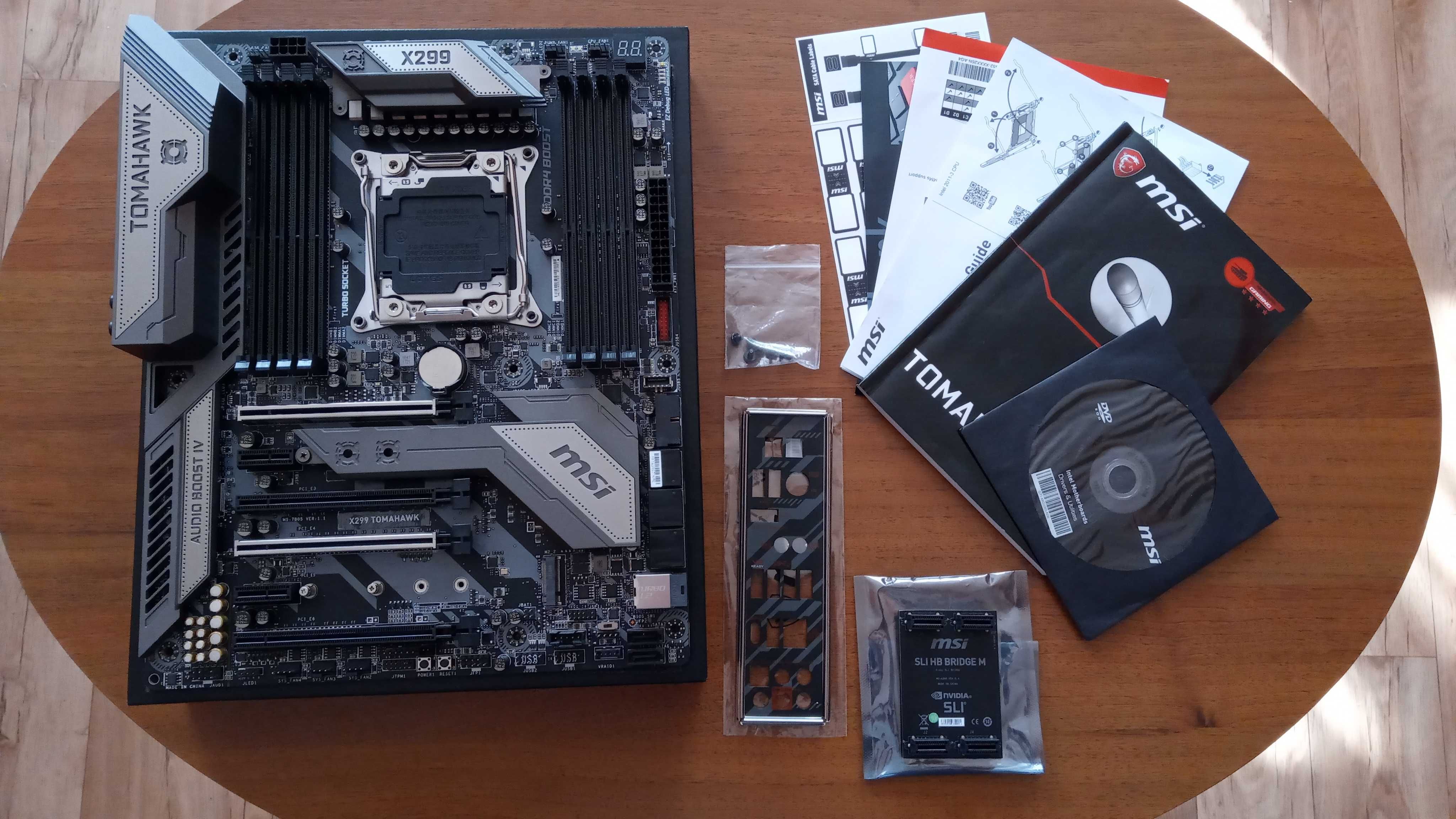 Arsenal Gaming- Tomahawk x299, LGA2066, DDR4, Intel.