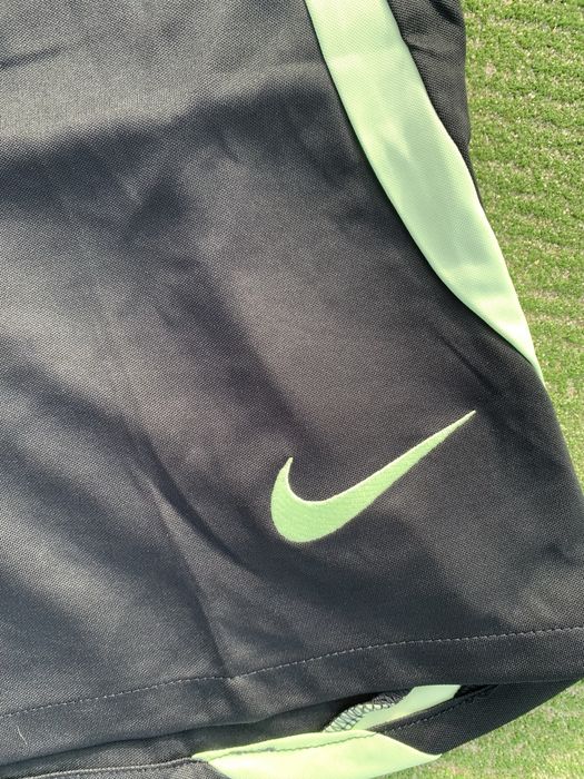 Calções de treino do Brasil