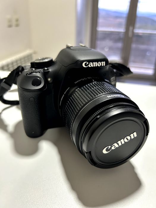 Canon EOS 600D em Excelente Estado + Extras