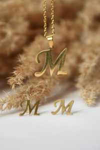 Zestaw - Gold M Char - kolczyki naszyjnik złoty literka M