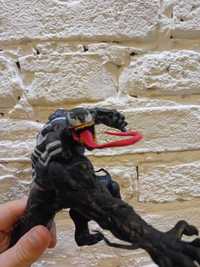 Venom Figurka 13 cm