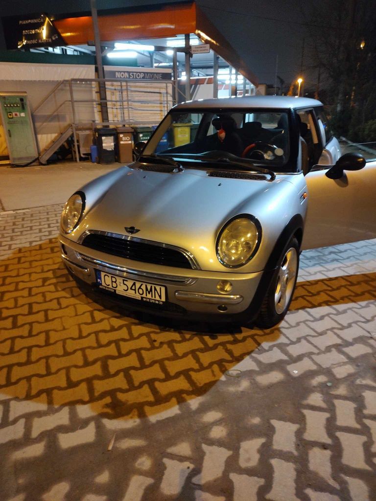 Mini Cooper 2003, 1.6 benzyna