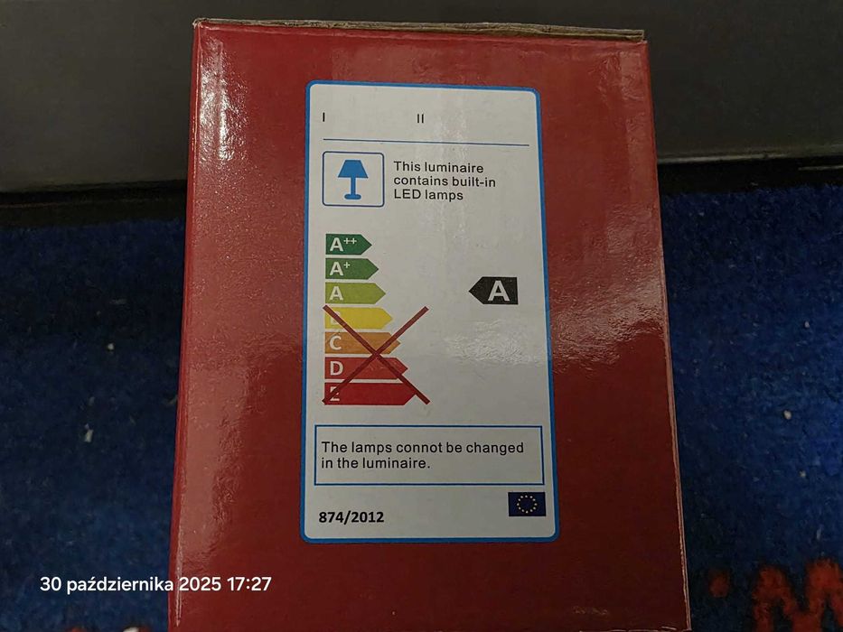 Lampki choinkowe wewnętrzne 300 LED multicolor 8 funkcyjnym programat