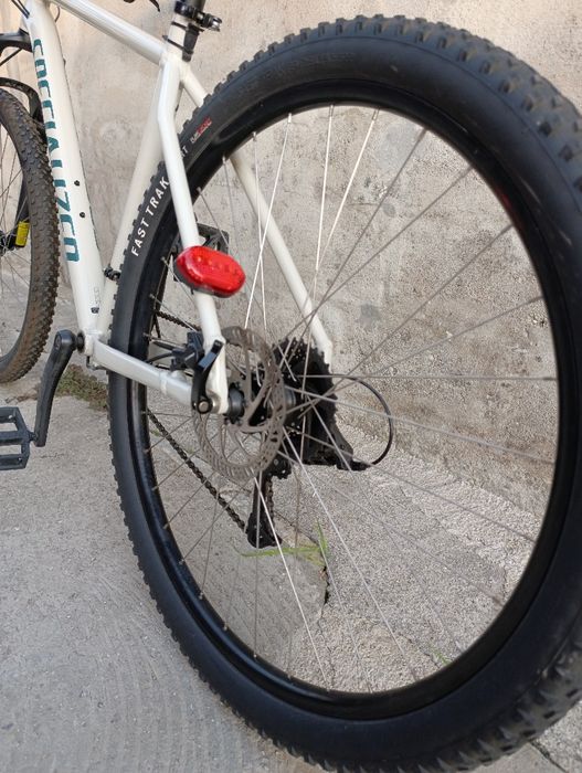 Bicicleta especialized rockhopper sport