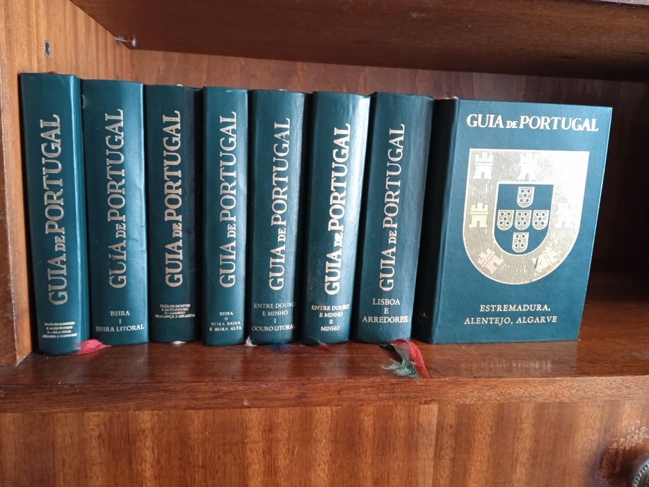 Col. Guia de Portugal. Ed. Gulbenkian. 8 Vol.