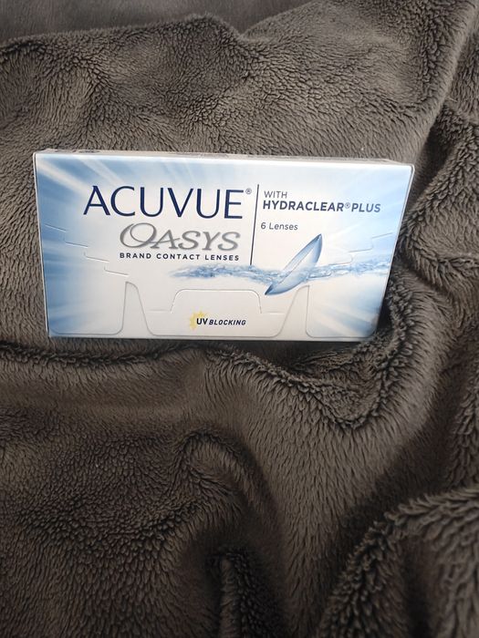 Dwutygodniowe soczewki Acuvue oasys -1.75