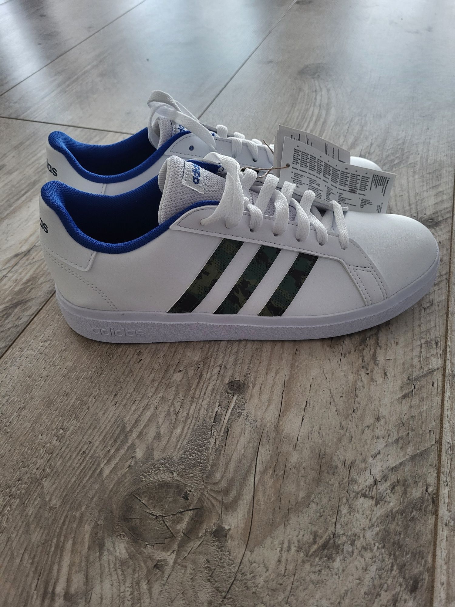 Buty damskie nowe Adidas Grand Court rozmiar 39 1/3