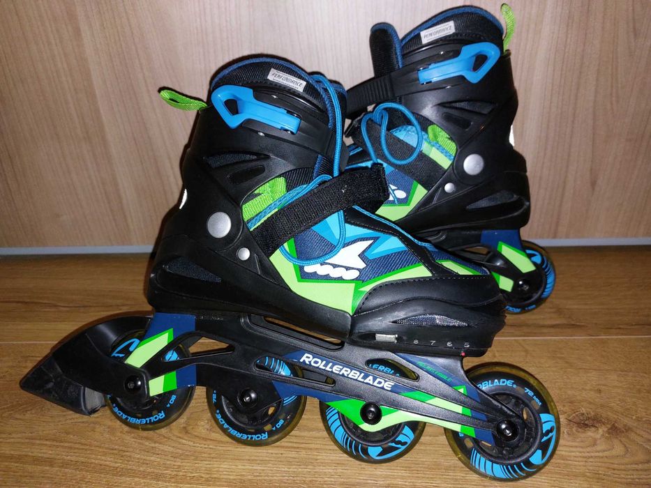 Sprzedam regulowane rolki Rollerblade