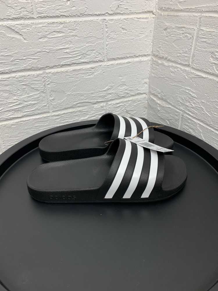 Тапки шльопанці Adidas Aqua оригінал нові чорні сланці чоловічі