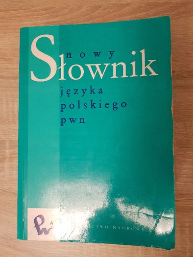 Nowy Słownik Języka polskiego PWN 2002
