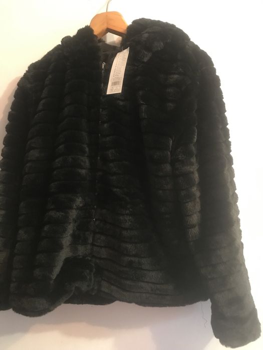 Шубка жіноча нова
