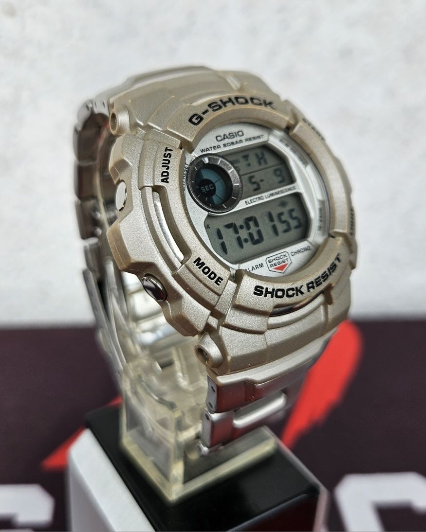 G-2000 Screwback vintage-G Casio G-shock 2000