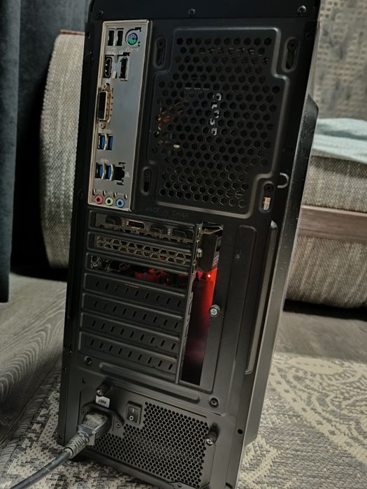 Игровой компьютер i5-10400f / 3060TI / 32gb