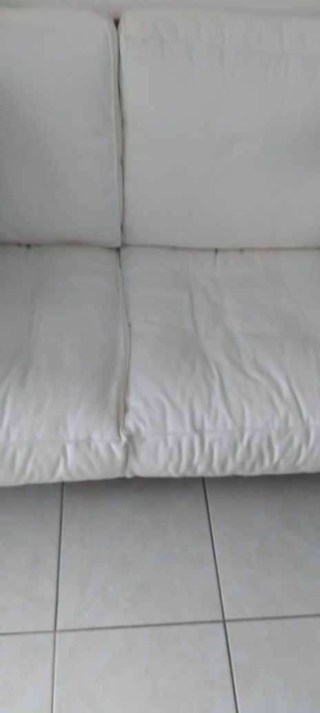 Vendo sofá 2 lugares