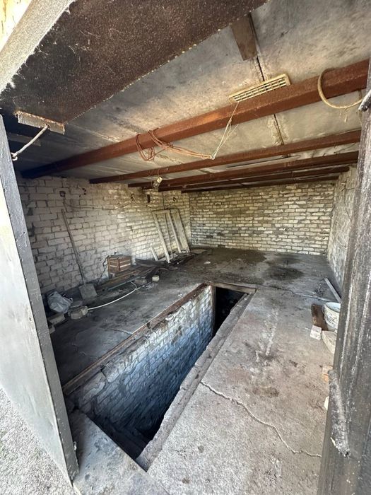 Продам гараж Новополье