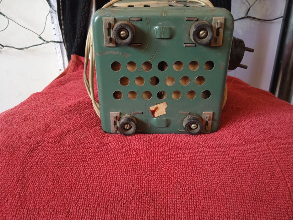 Автотрансформатор регулировочный АРБ-400.