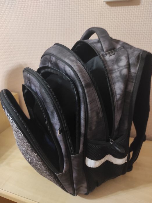 Ортопедичний шкільний рюкзак 3д футбольний м'яч