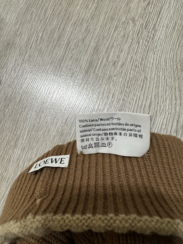 Шапка Loewe оригінал