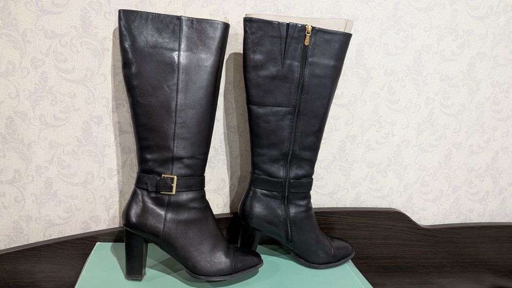 Шкіряні демісезонні сапожки Clarks 41 розмір