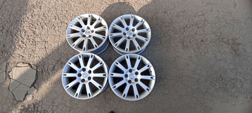 Діски 5/114.3 R17 Lexus ET-35