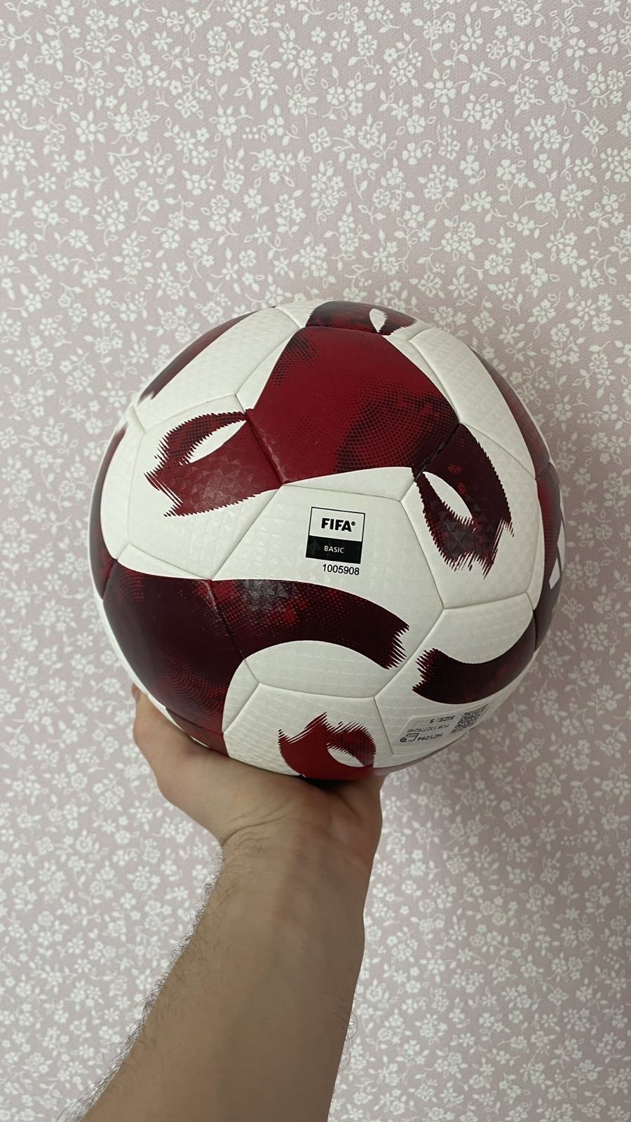 Футбольный мяч adidas tiro tb fifa basic