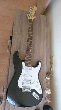 Электрогитара Fender Squier Bullet Stratocaster HSS (весь комплект)