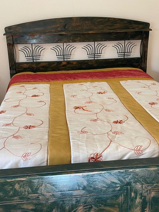 Cama de Casal Com Detalhes