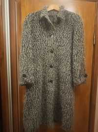 Классическое женское демисезонное буклированное тёплое пальто