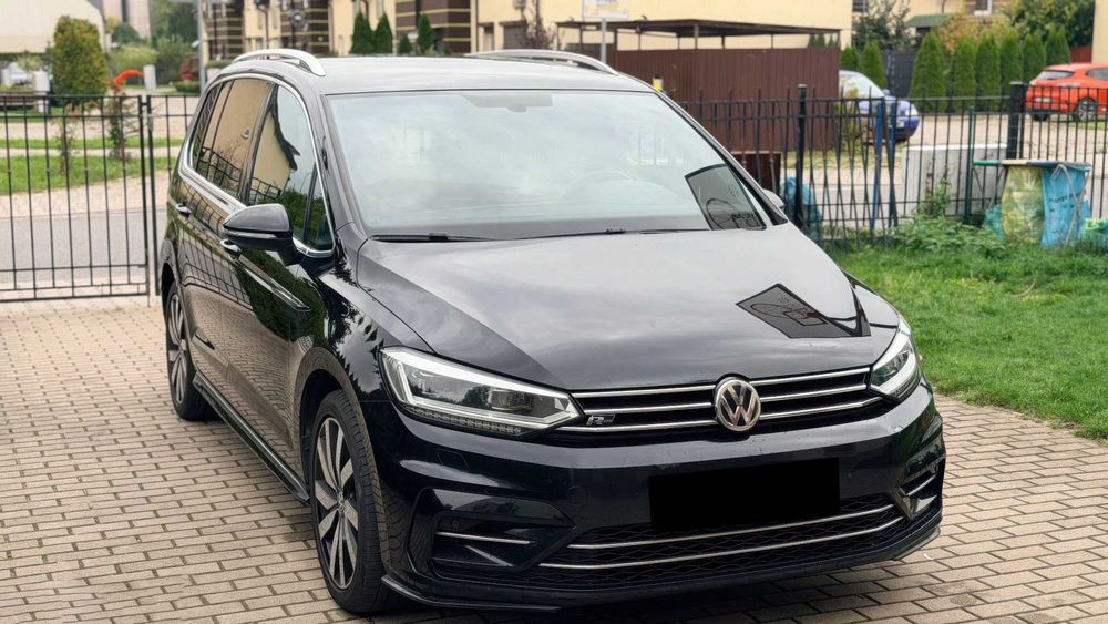 Volkswagen Touran	2019