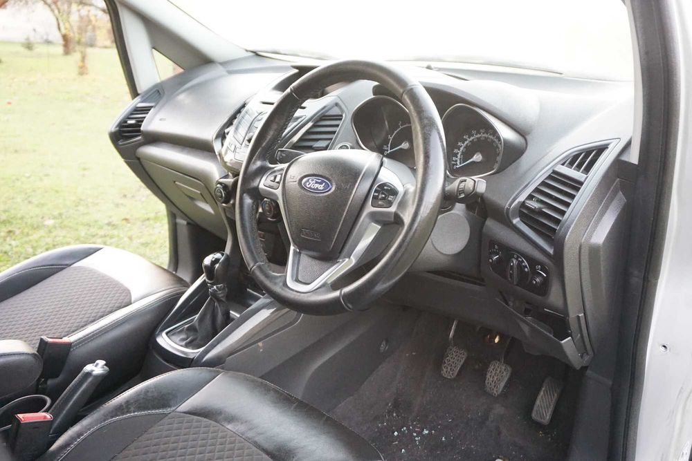 Ford ekcoSport mk2 szkielet skóry koła błotnik lewy prawy tył Całość *