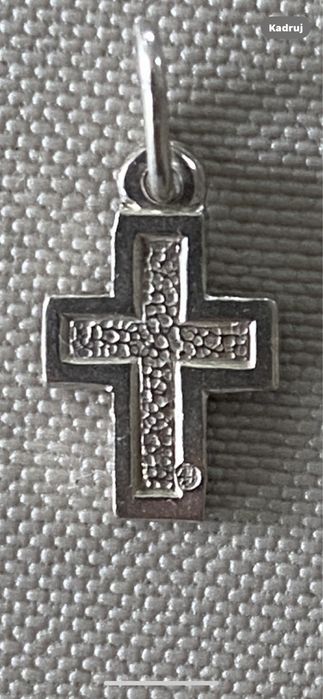 Zawieszka srebrna krzyżyk wysokość 13 mm