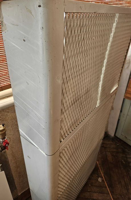 Решітки 1-3 секції металеві декор на чавунні радіатор батареї опалення