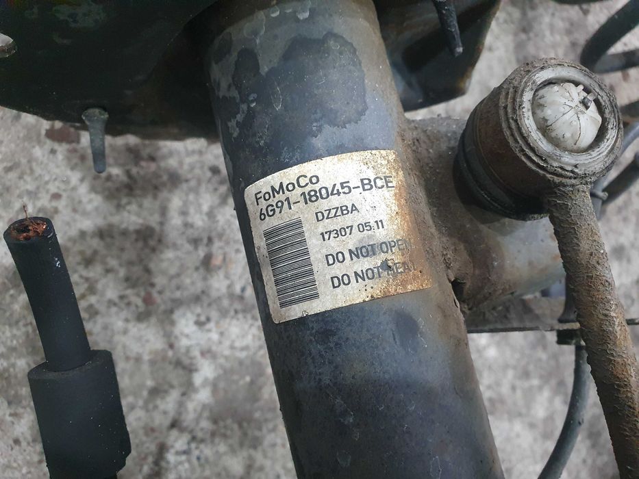 Zwrotnica Piasta amortyzator zacisk spreżyna Ford Mondeo mk4 1.6 pb