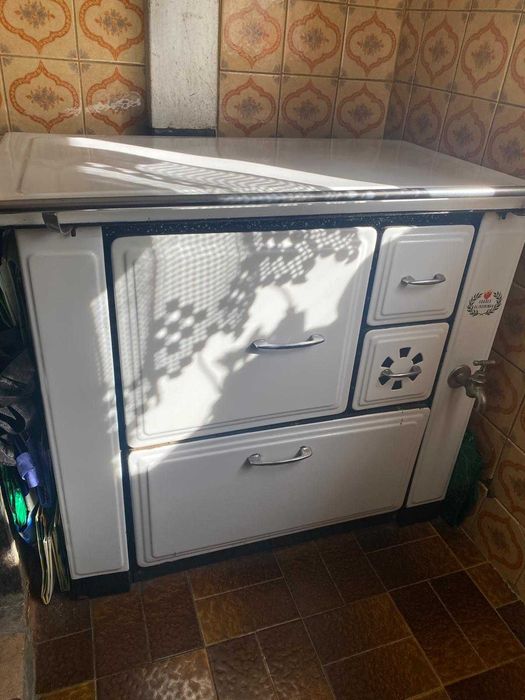 Fogão/Forno a Lenha em ótimo estado