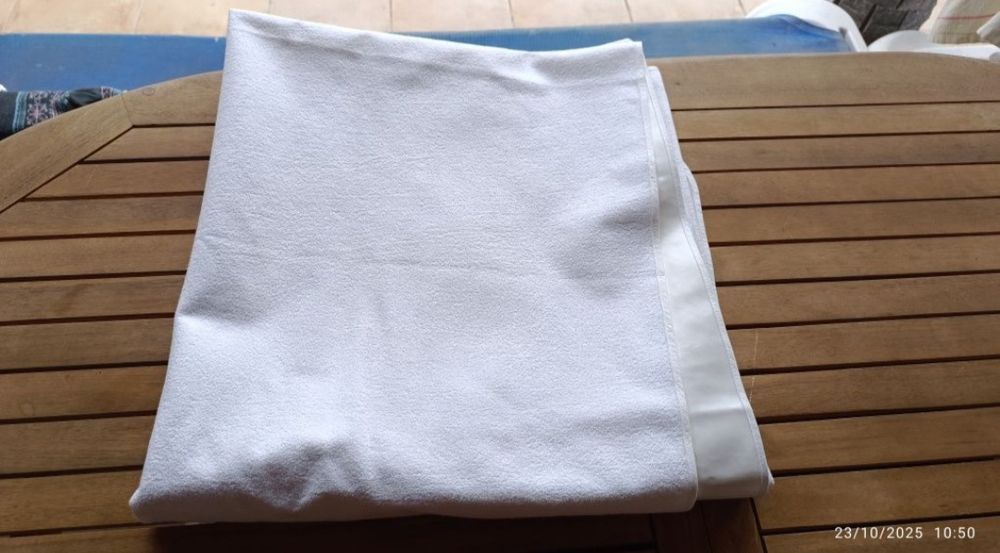 Protetores de colchões casal e solteiro