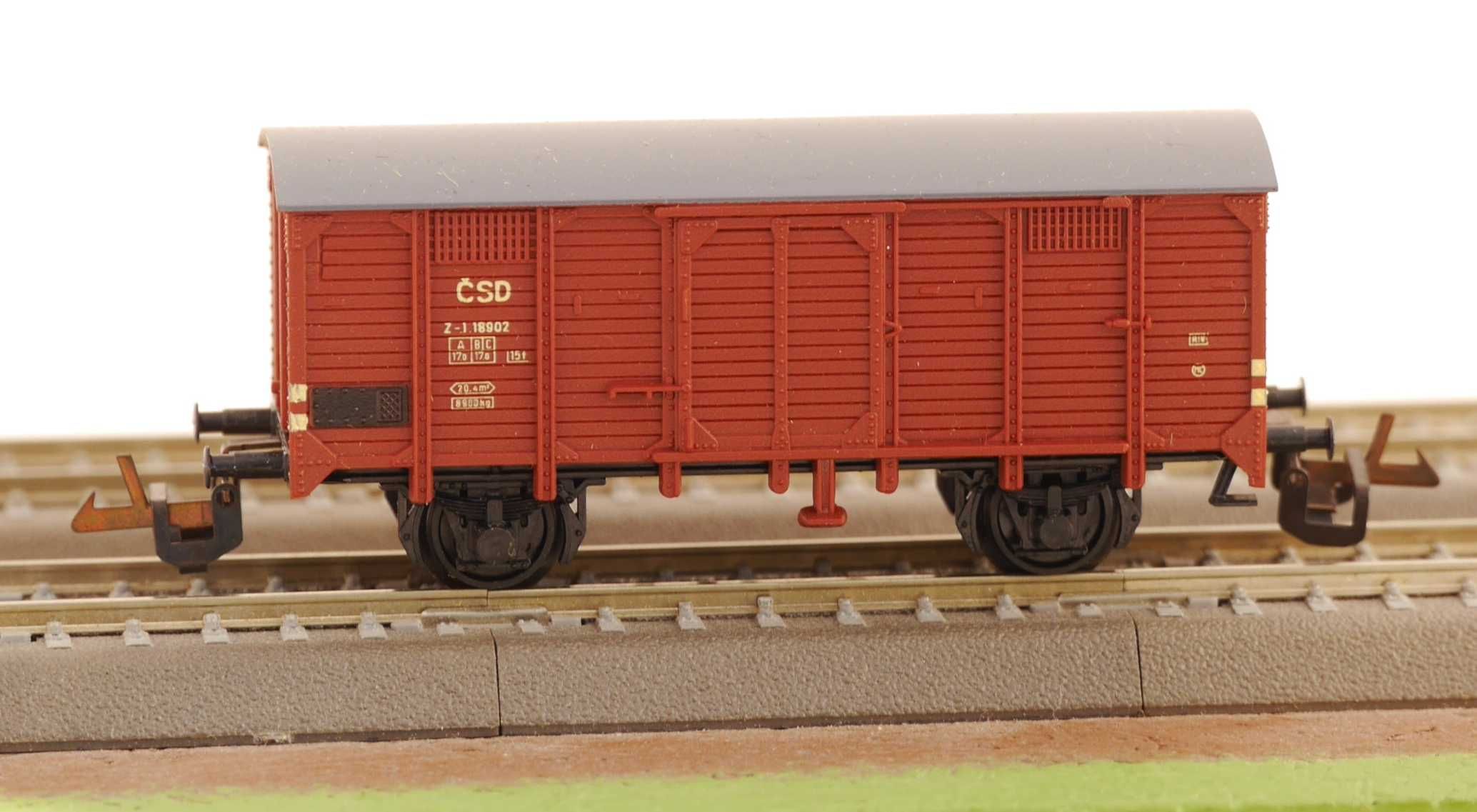 kolejka TT - skład (nr 9) pociągu towarowego - 7 wagonów